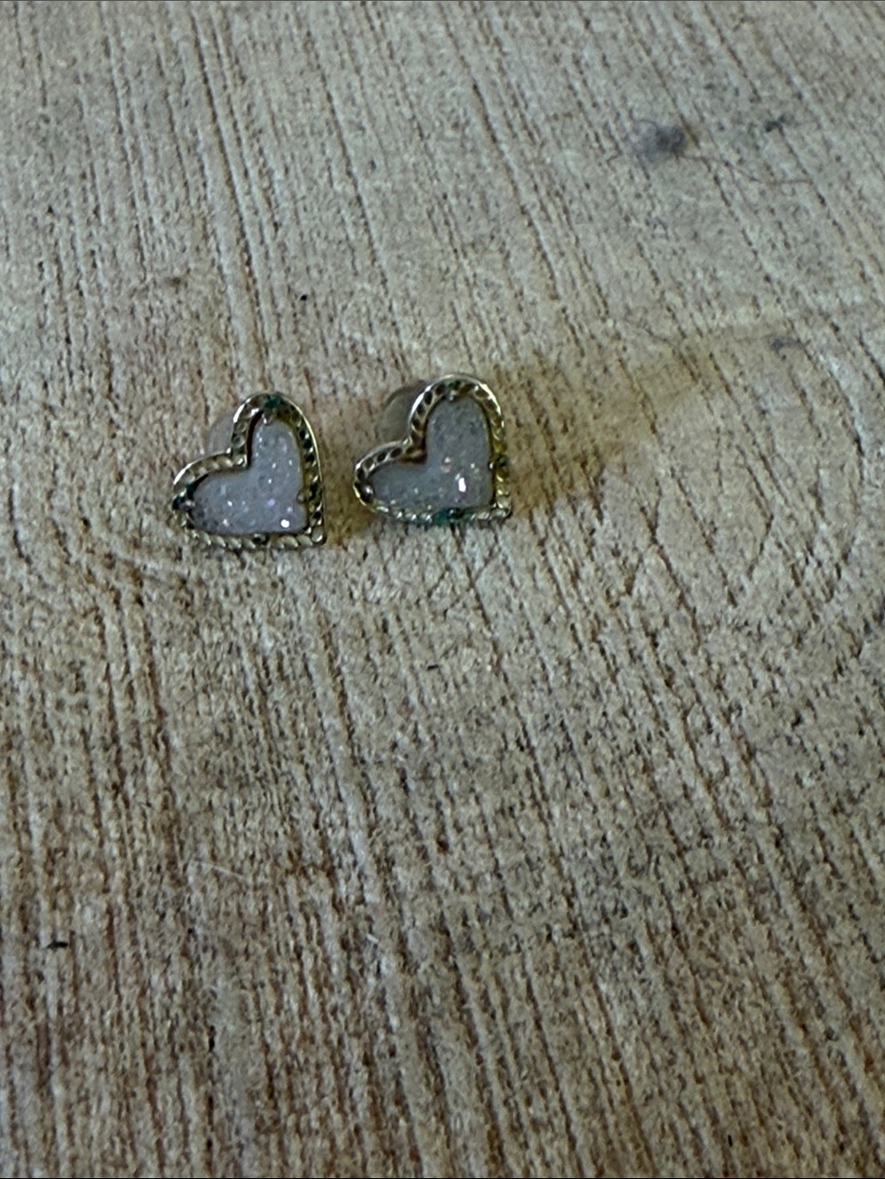 Kendra Scott Heart Shaped White Drusy Stud Earrings